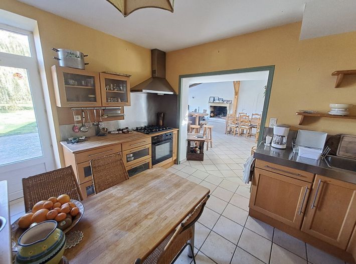 Former Farmhouse with Land and Outbuilding