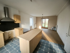 Detached House with Landscaped Garden