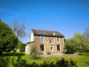 Detached House with Landscaped Garden