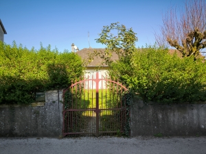 Single Storey Detached House with Garden