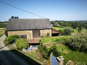 Detached Country House with Open Views and Barn