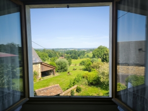 Detached Country House with Open Views and Barn