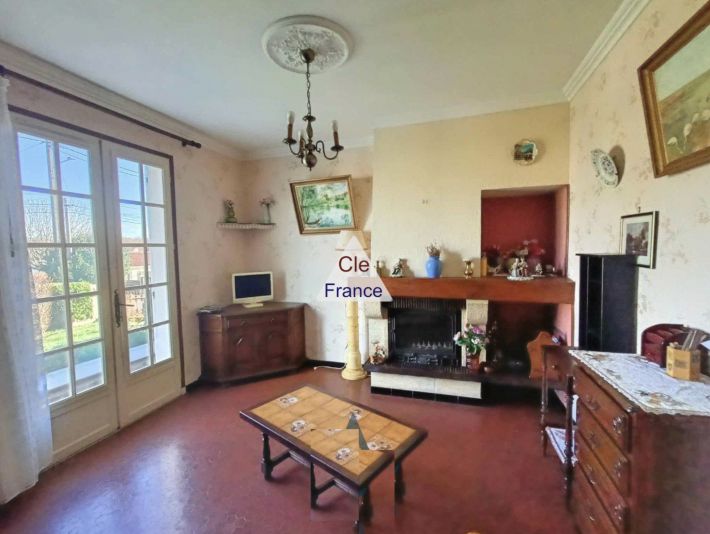 Detached House with Large Garden