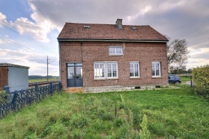 Fully Renovated Detached House with Garden