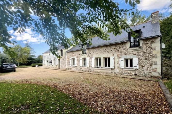 Detached French Style Longere Farmhouse with Swimming Pool