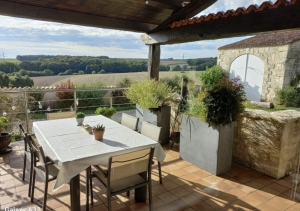Detached Country House with Panoramic Views