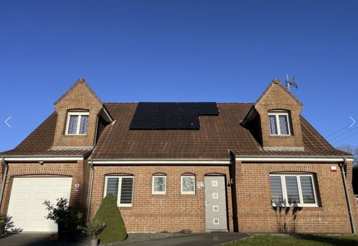 Detached House with Lovely Garden