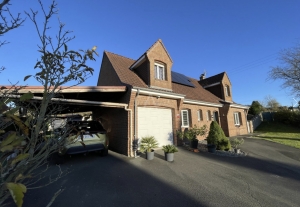 Detached House with Lovely Garden