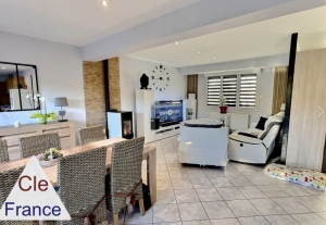 Detached House with Lovely Garden