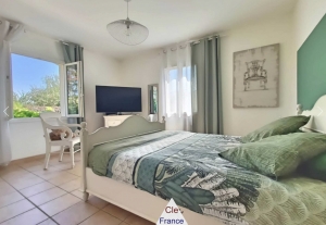 Stunning Detached Villa with Swimming Pool
