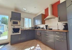 Stunning Detached Villa with Swimming Pool