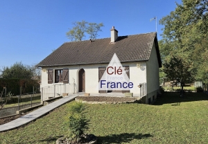 Detached House with Lovely Garden