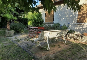 Beautiful Detached House with Lovely Garden