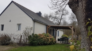 Detached House with Garden
