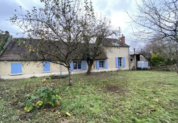 Former Farm House with Outbuilding