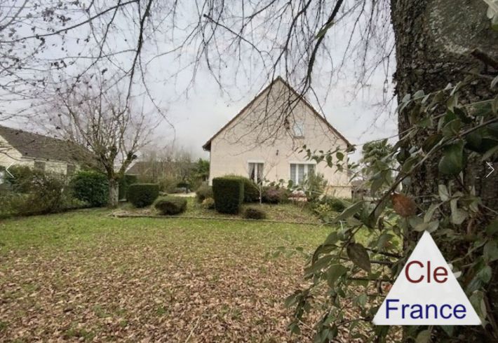 Detached House with Mature Garden