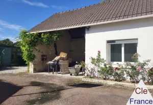 Detached House with Landscape Garden