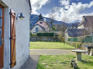 Stunning House in the Heart of Pyrenees National Park