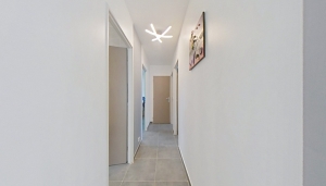 Detached House with Swimming Pool