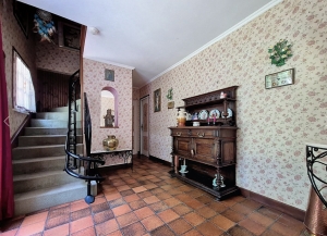 Detached Country House in Lovely Gardens