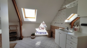 Beautiful Family Home with Swimming Pool