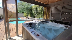 Beautiful Family Home with Swimming Pool