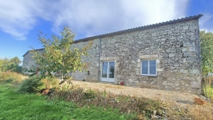 Detached Country House with Outbuilding