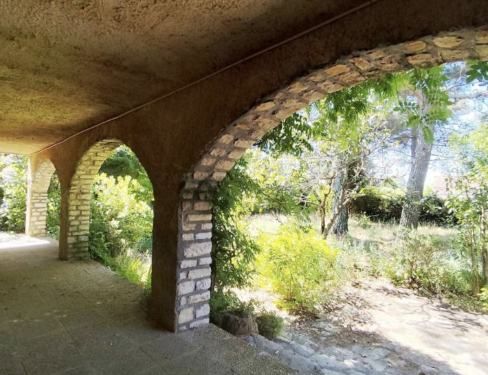 Detached Villa with Character