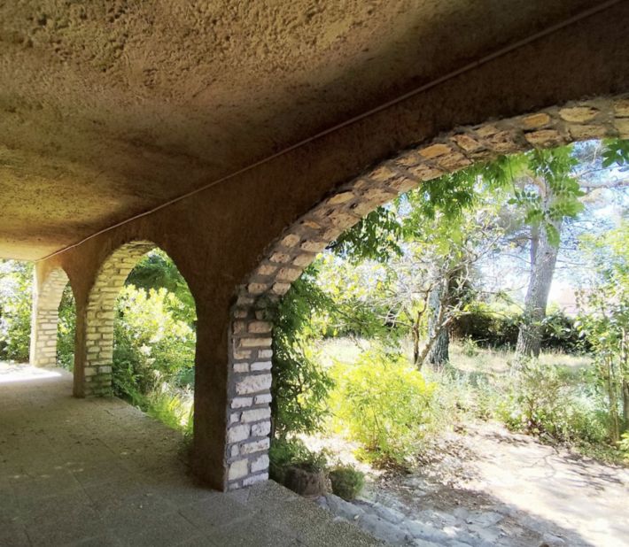 Detached Villa with Character