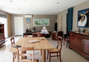 Large Detached Country House with Parkland Garden