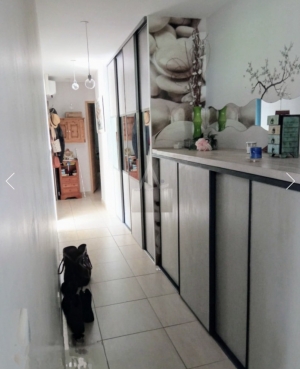 Large Detached Country House with Parkland Garden