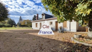 Detached Country House with Landscaped Garden