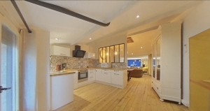 Lovely Fully Renovated House with Garage