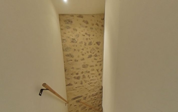 Lovely Fully Renovated House with Garage