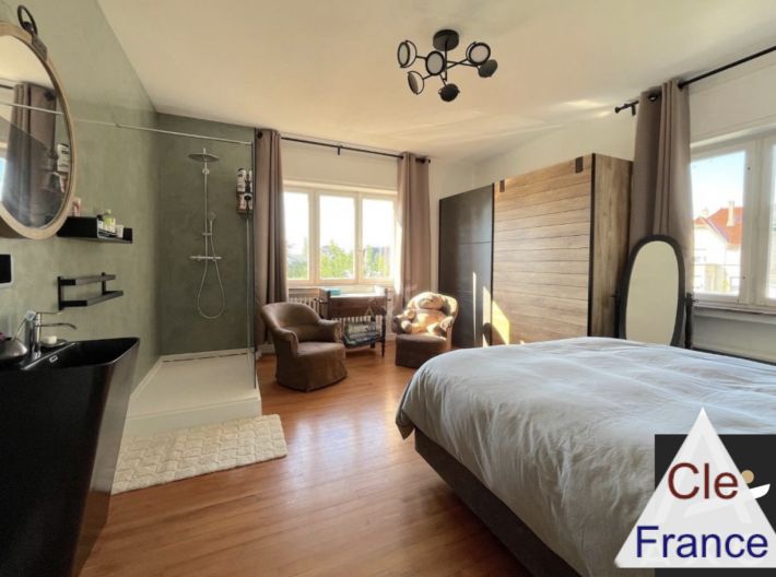 Apartment Overlooking the Botanical Garden