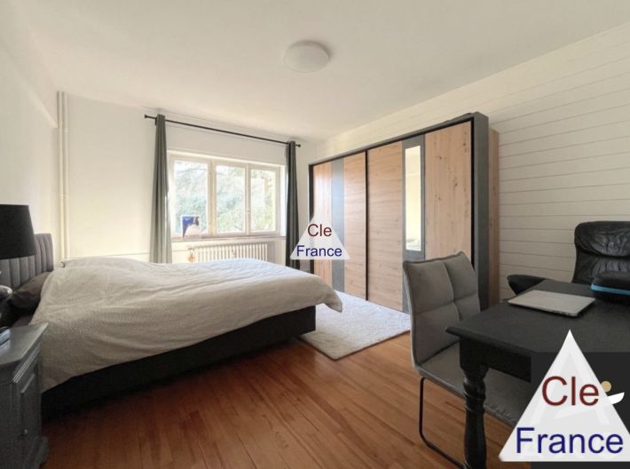 Apartment Overlooking the Botanical Garden