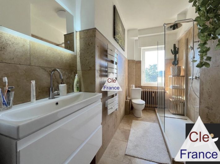 Apartment Overlooking the Botanical Garden