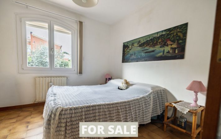 Beautiful House with Terraces and Garden