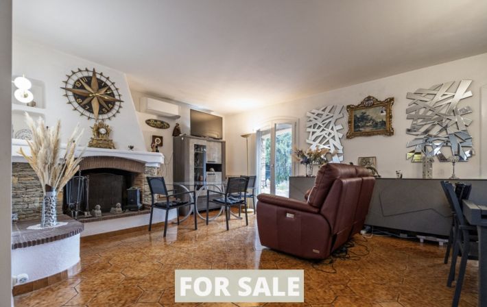 Beautiful House with Terraces and Garden