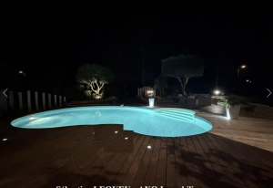 Detached House with Garden and Swimming Pool