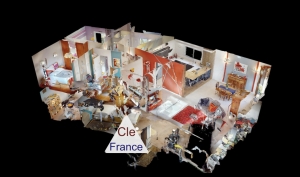 Detached House with Garden and Swimming Pool