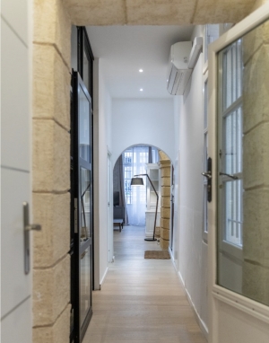 Apartment in Heart of Historic District