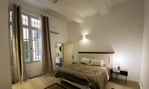 Apartment in Heart of Historic District