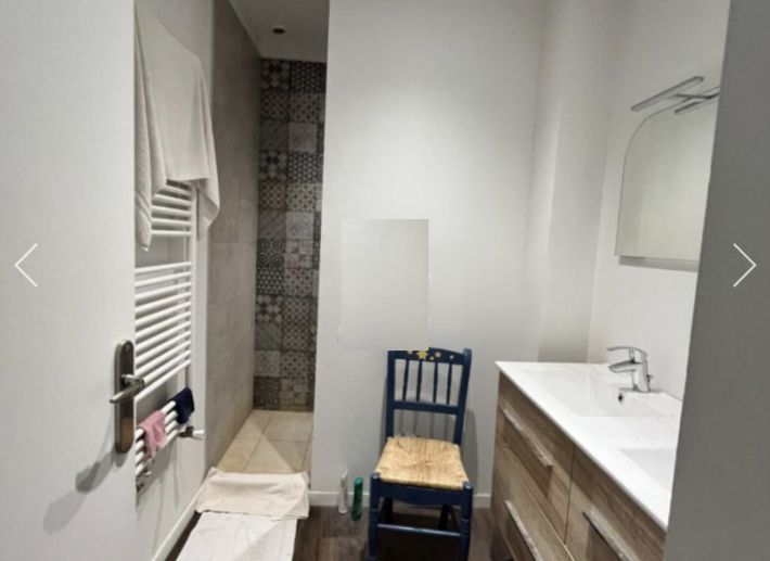 Two Independent Houses with Land