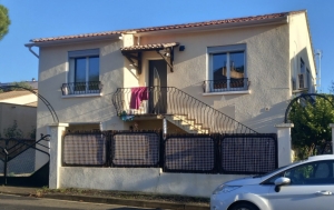 Detached House with Garden