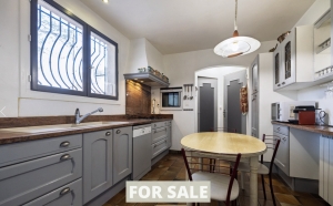 Detached Country House with Mature Gardens