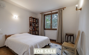 Detached Country House with Mature Gardens