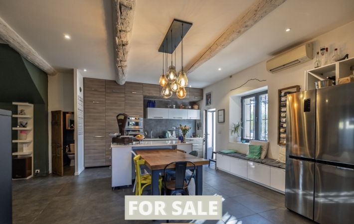 19th Century Property With Swimming Pool