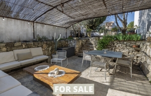 19th Century Property With Swimming Pool