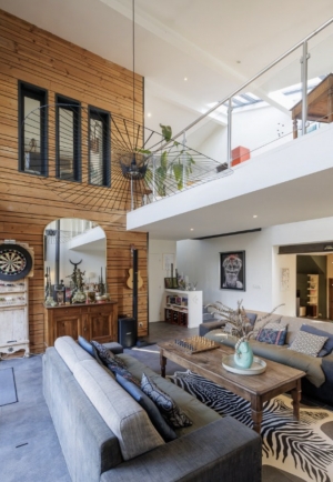 19th Century Property With Swimming Pool